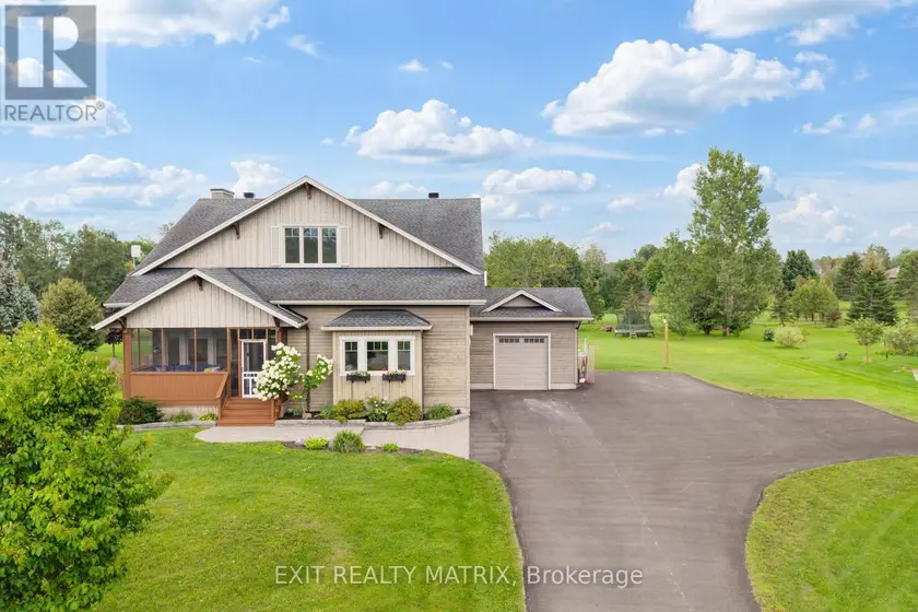 Detached at 123 MUIRFIELD COURT, Mississippi Mills