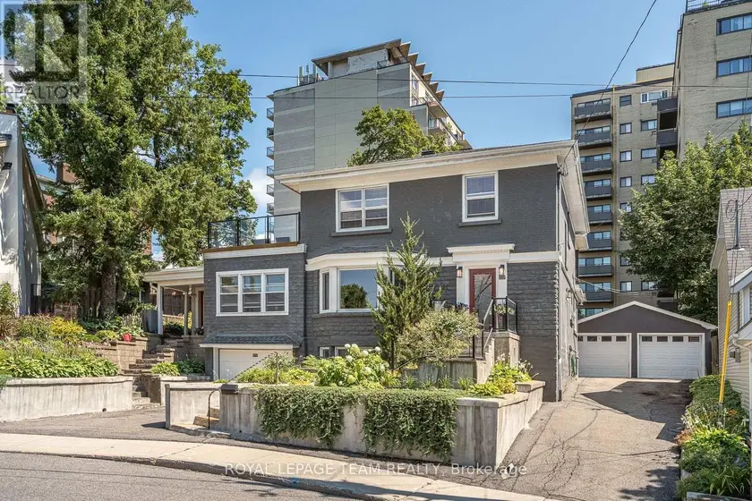 Detached at 111 IVY CRESCENT, Ottawa