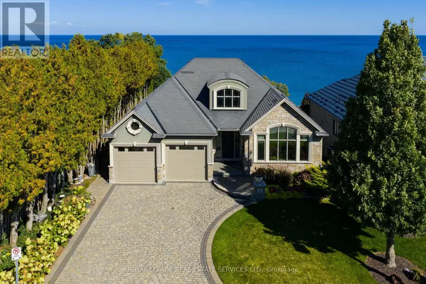 Detached at 3 - 61 LAKE STREET, Grimsby