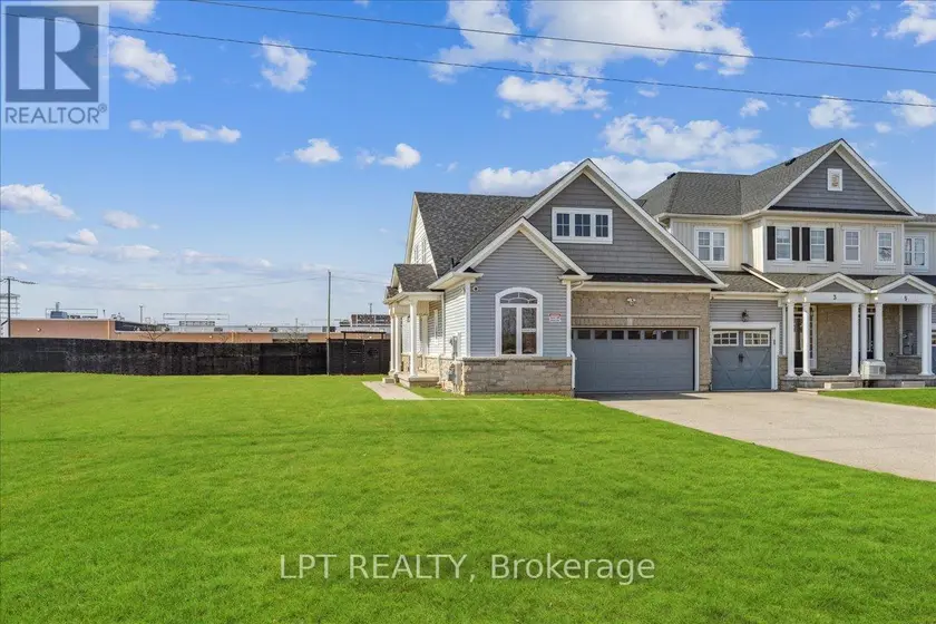 Townhouse at 1 DORCHESTER BOULEVARD S, St. Catharines