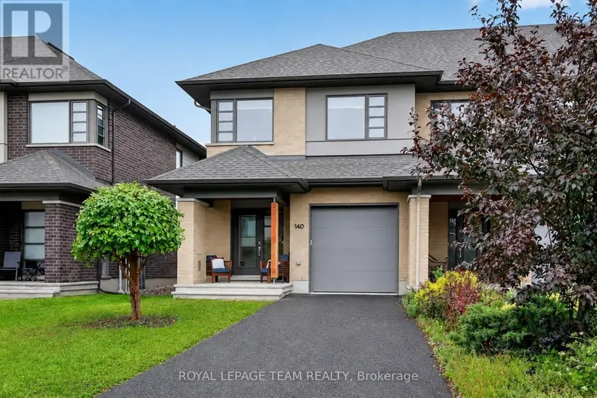 Townhouse at 140 LARIMAR CIRCLE, Ottawa