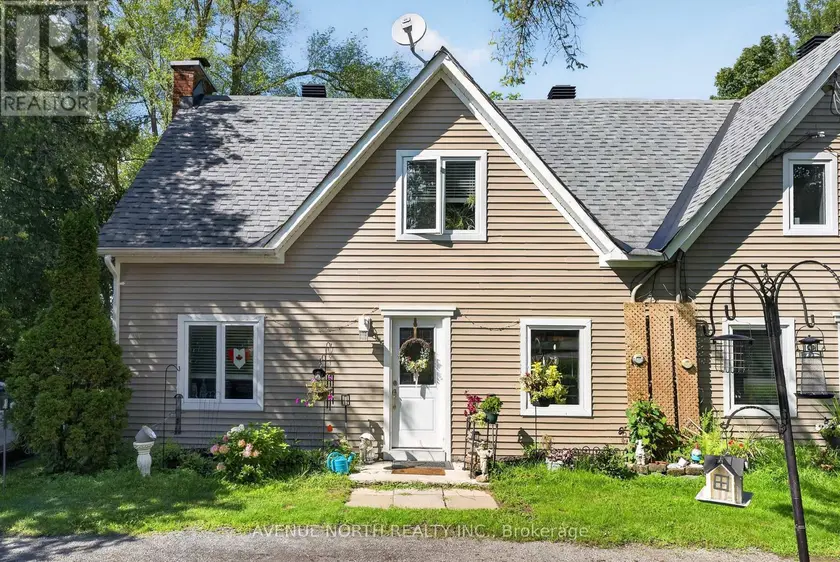 Semi-Detached/Link at 2941 OLD MONTREAL ROAD, Ottawa