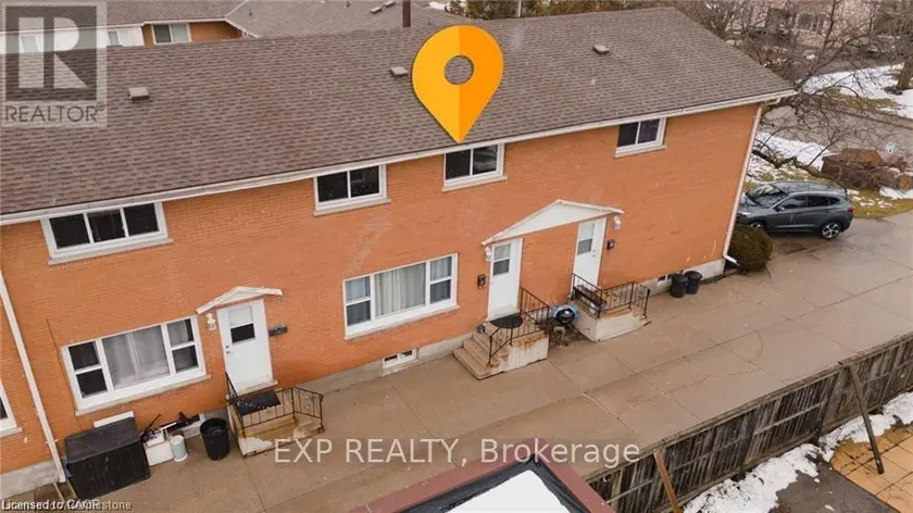 Townhouse at 8 - 78 BEE STREET, Woodstock