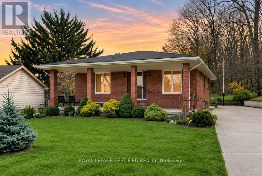 Detached at 84 HOMESIDE AVENUE, Hamilton