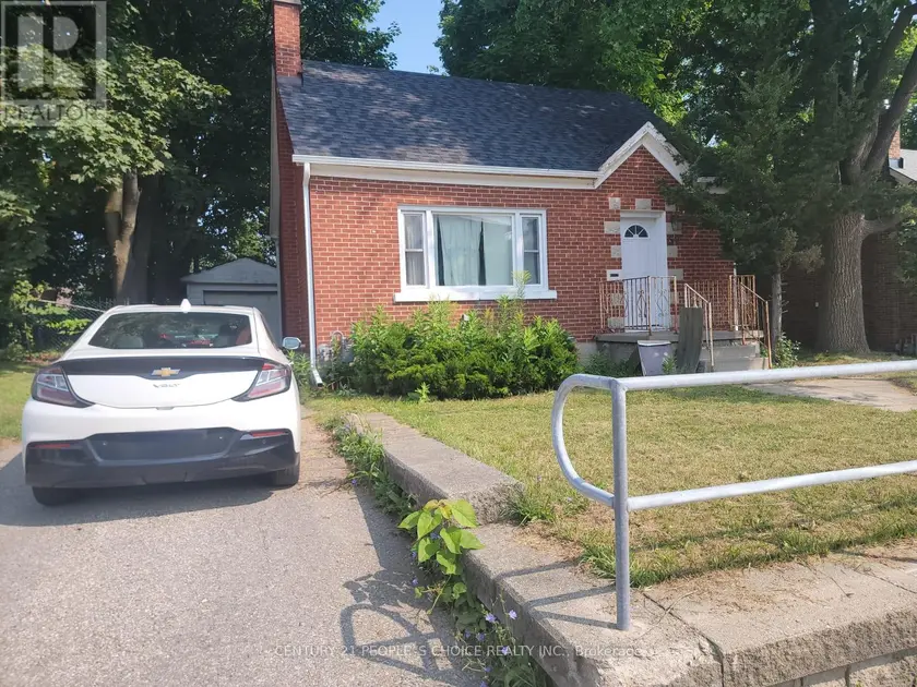 Detached at 52 COLUMBIA STREET W, Waterloo