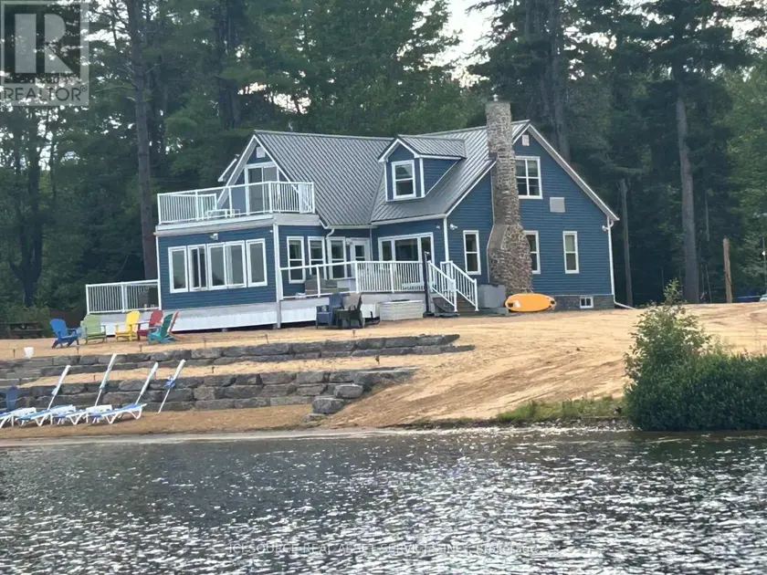 Detached at 332 OHIO ROAD, Madawaska Valley