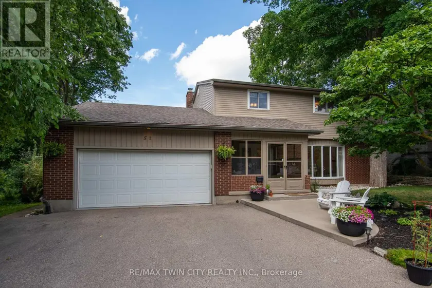 Detached at 51 MURRAYHILL COURT, Kitchener