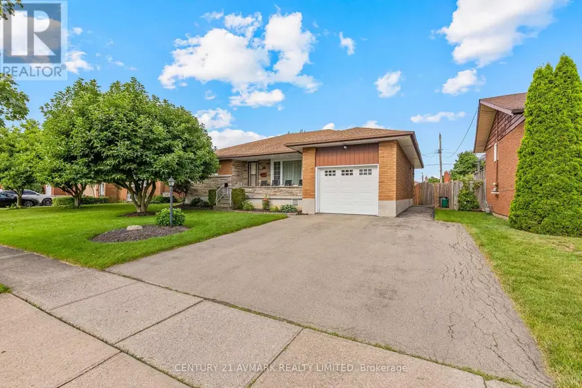 Detached at 54 CLASSIC AVENUE, Welland