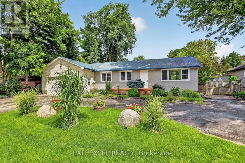 Detached at 44 COLONEL MURRAY STREET, Ottawa