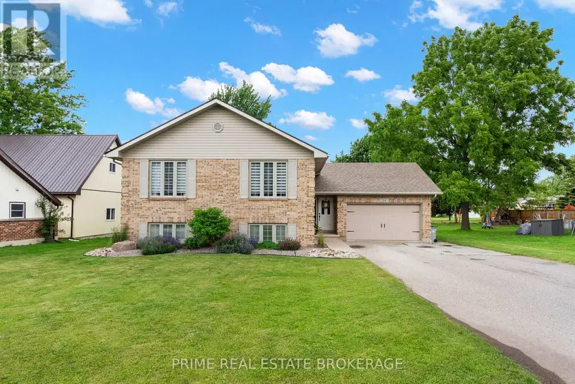 Detached at 24 QUEEN STREET W, Lambton Shores