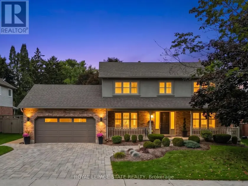 Detached at 86 HEDGE LAWN DRIVE, Grimsby