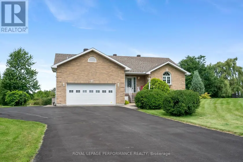 Detached at 18245 TYOTOWN ROAD, South Glengarry
