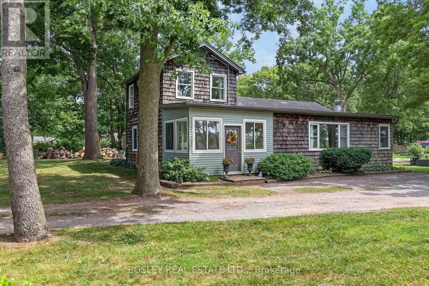 Detached at 804 BERNARD AVENUE, Fort Erie
