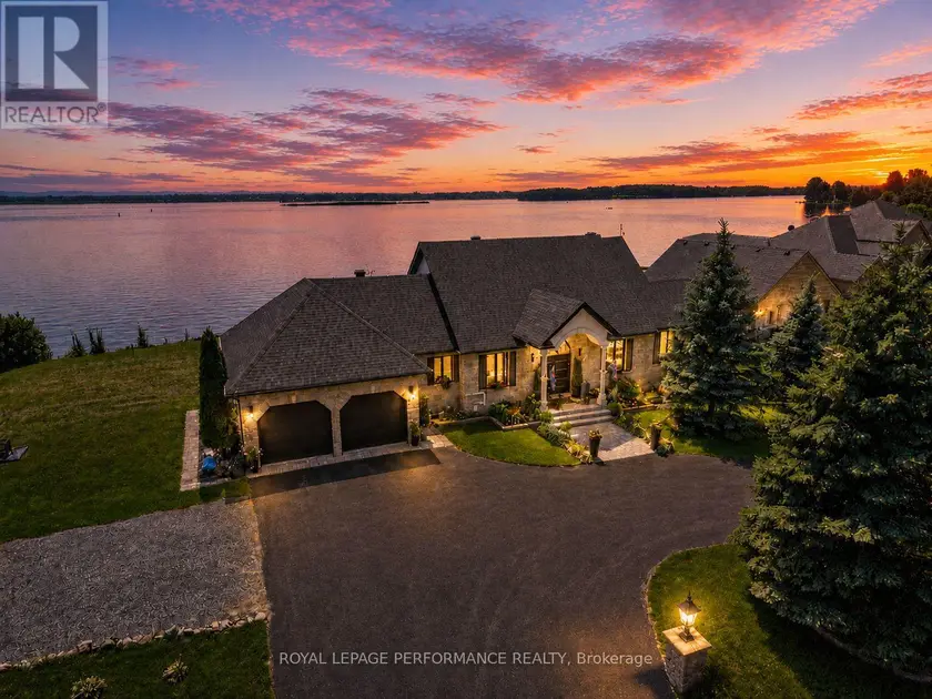 Detached at 18734 COUNTY 2 ROAD, South Glengarry