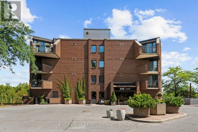 Apartment at 801 - 555 WILBROD STREET, Ottawa