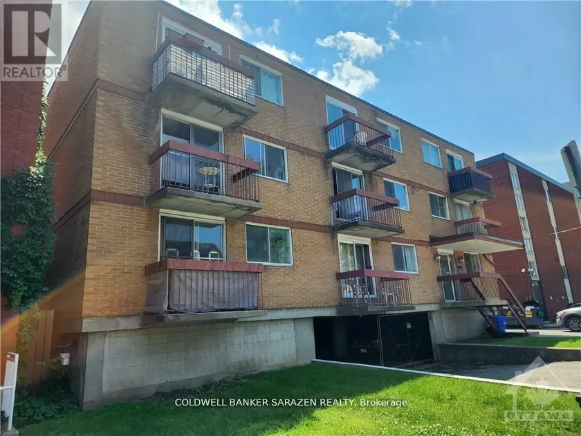 Multiplex at 204 BRUYERE STREET, Ottawa