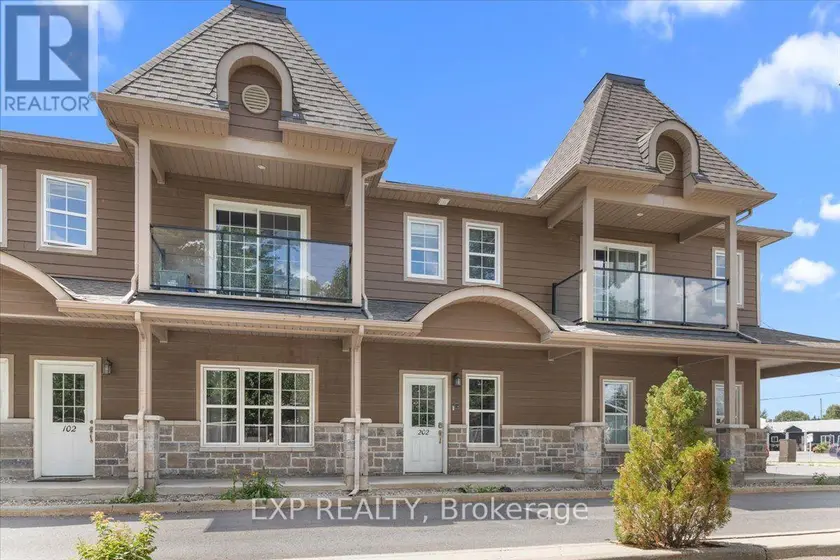 Apartment at 202 - 245 EQUINOX DRIVE E, Russell