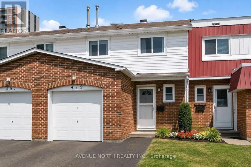 Townhouse at 40 - 419 ARMONIA PRIVATE, Ottawa