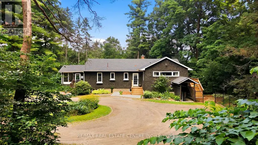 Detached at 1282 GOVERNORS ROAD, Hamilton