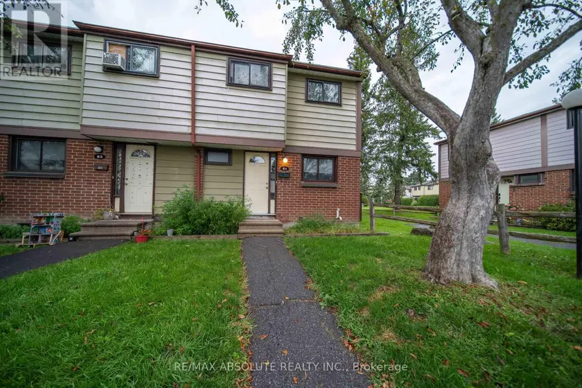 Townhouse at 16 A KNOLLSBROOK DRIVE, Ottawa