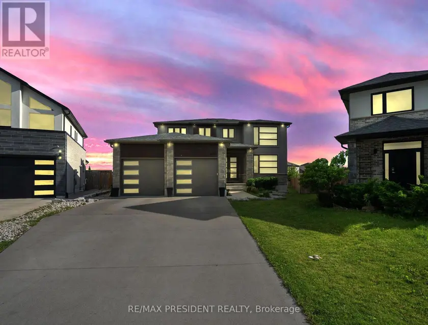 Detached at 2217 WATEROAK DRIVE, London