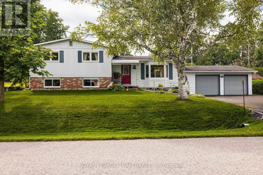 Detached at 1016 BOUCHER CRESCENT, Ottawa