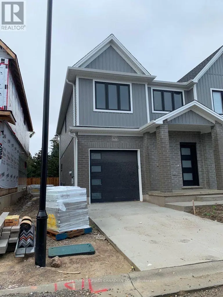 Townhouse at 43 - 1 MILLER DRIVE, Lucan Biddulph