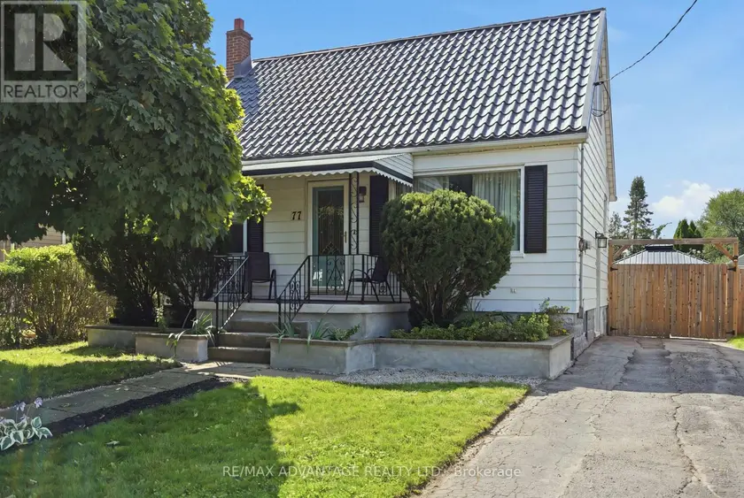 Detached at 77 FIRST AVENUE, St. Thomas