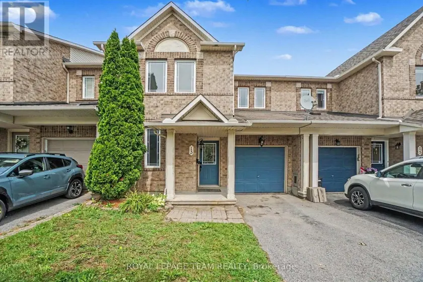 Townhouse at 13 STONELEIGH STREET, Ottawa