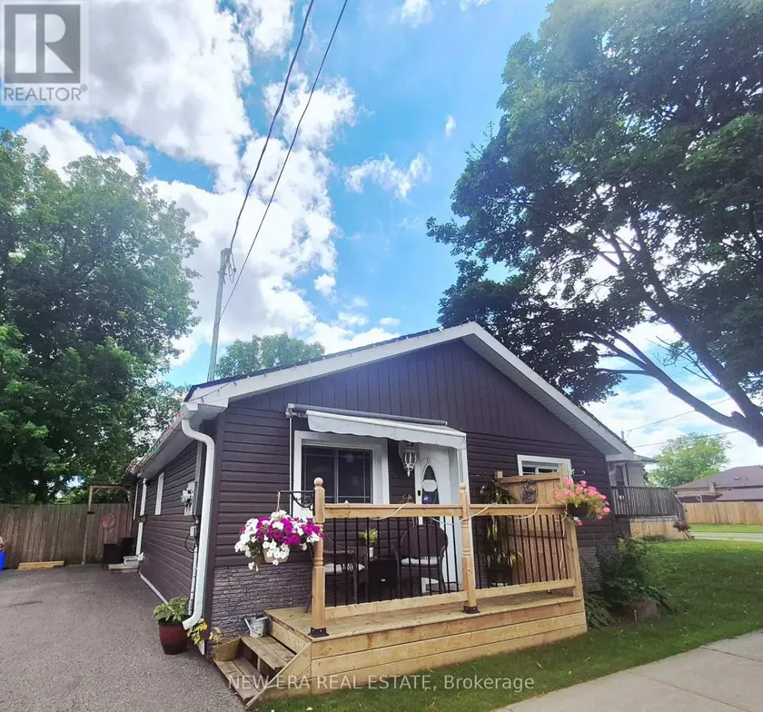 Detached at 779 CHAMBERLAIN STREET, Peterborough