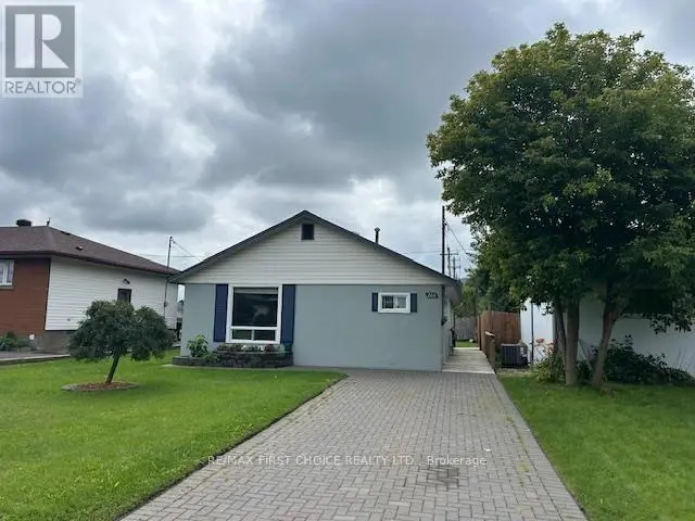 Detached at 208 GORDON STREET, Thunder Bay