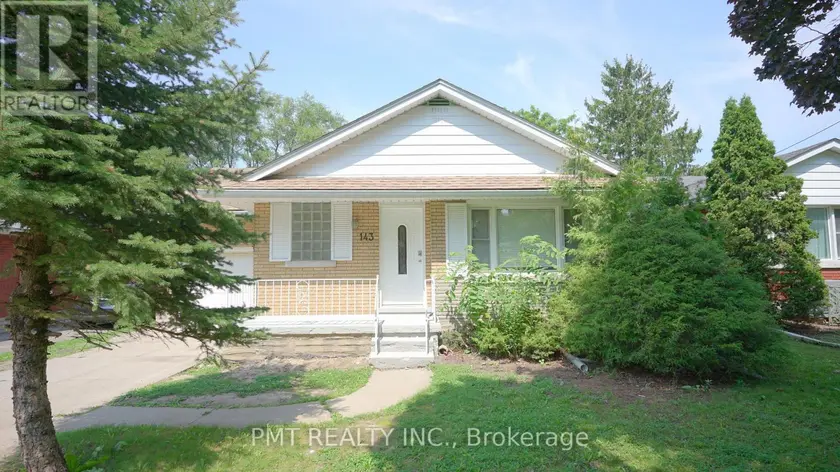 Detached at 143 ELGIN CRESCENT, Waterloo
