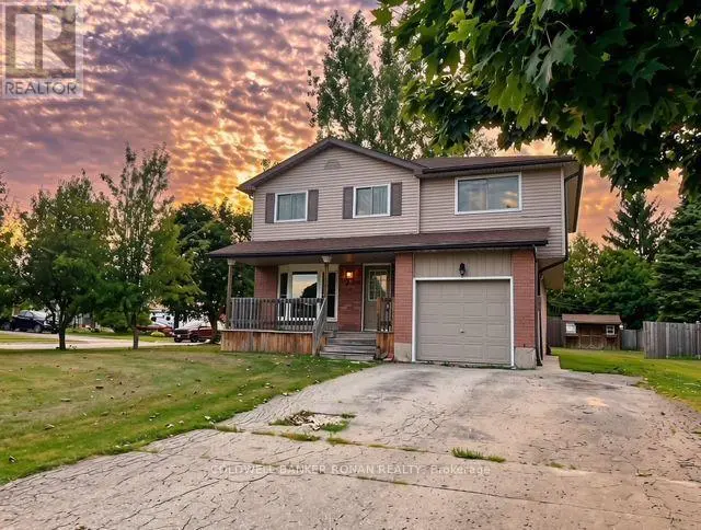 Detached at 56 EDWARD STREET, Mapleton