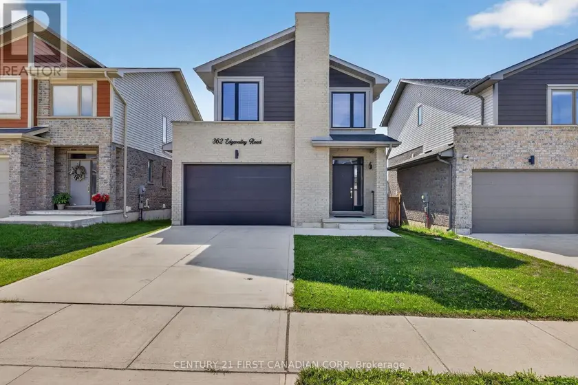 Detached at 362 EDGEVALLEY ROAD, London East