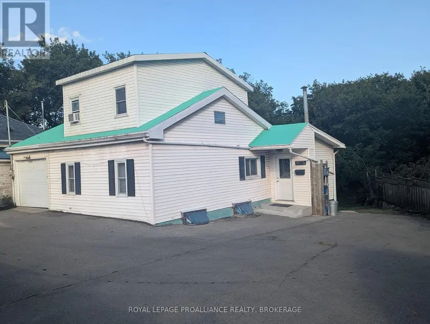 Detached at 1105 MONTREAL STREET, Kingston