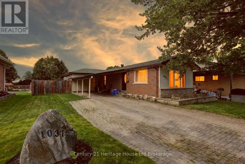 Detached at 1037 WARWICK STREET, Woodstock