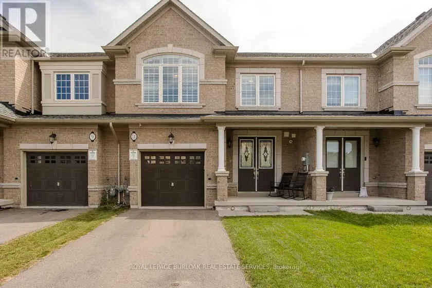 Townhouse at 11 COOLEY GROVE, Hamilton