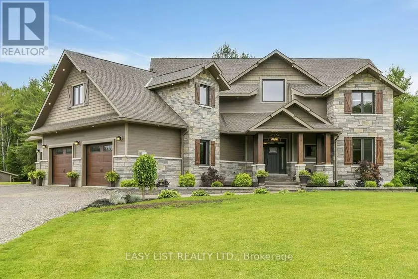 Detached at 2882 B LINE ROAD, Laurentian Valley