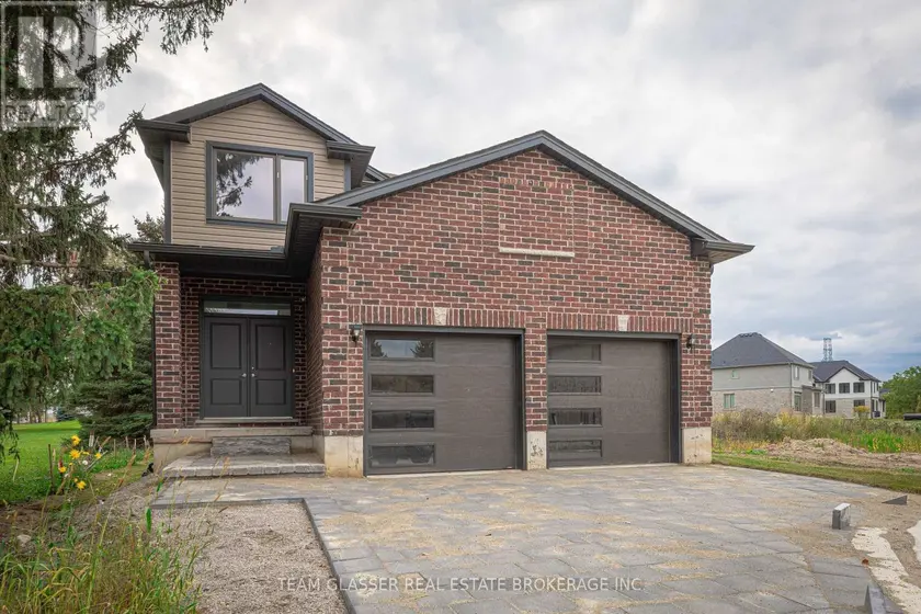 Detached at 3465 ORIOLE CIRCLE E, London South