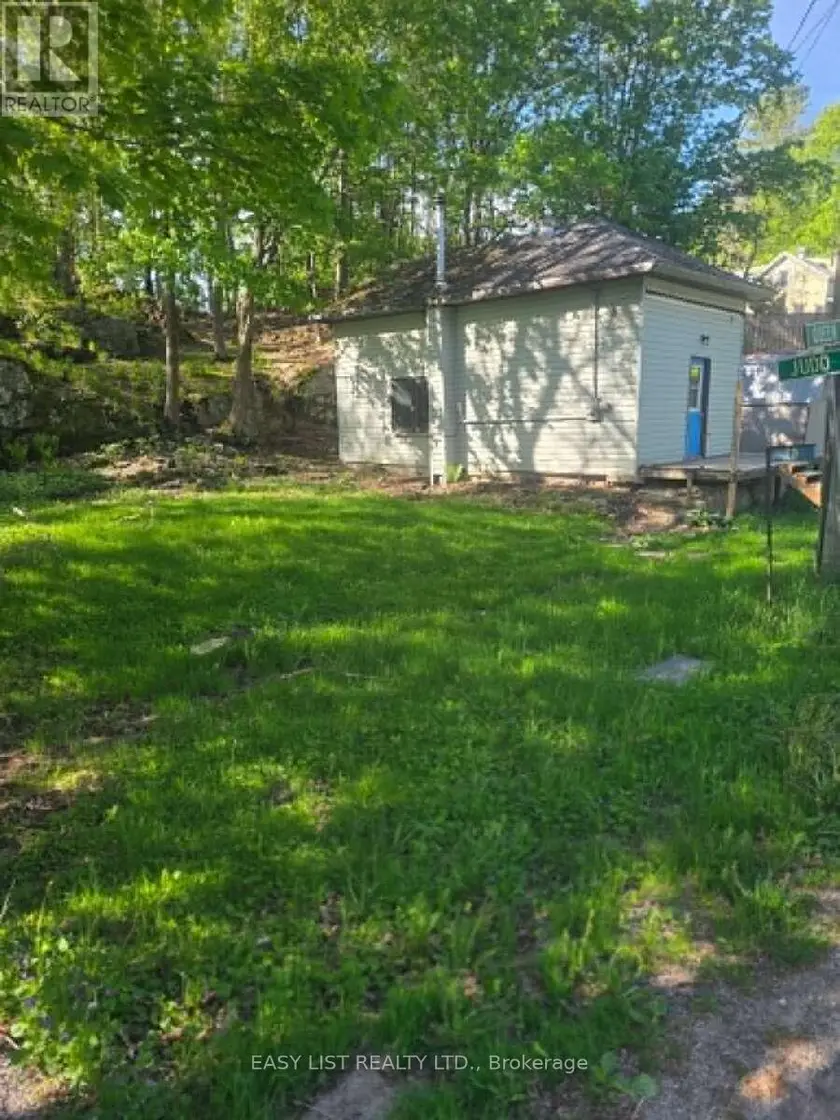 Detached at 19 QUEEN STREET, Rideau Lakes