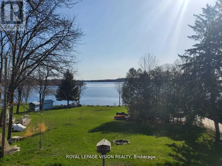 Detached at MAIN - 237 VICTORIA STREET S, Tweed