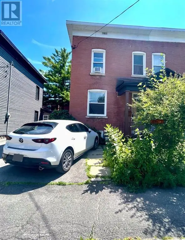 Semi-Detached/Link at 60 HERRIDGE STREET, Ottawa
