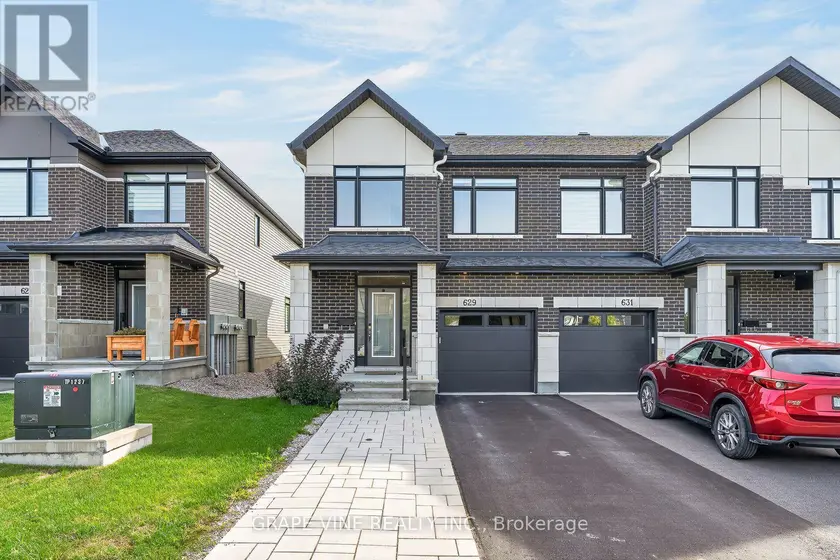 Townhouse at 629 KNOTRIDGE STREET, Ottawa