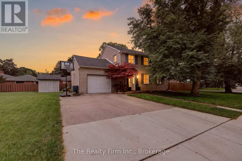Detached at 652 MILLER STREET, Woodstock