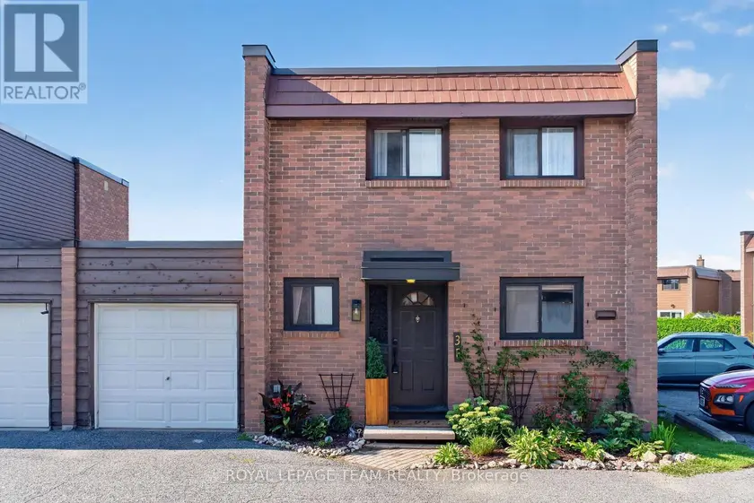 Townhouse at 3 F ARNOLD DRIVE, Ottawa