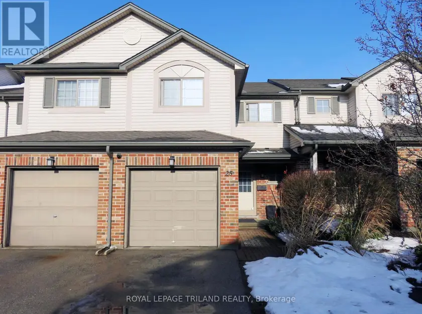 Townhouse at 25 - 505 PROUDFOOT LANE, London North
