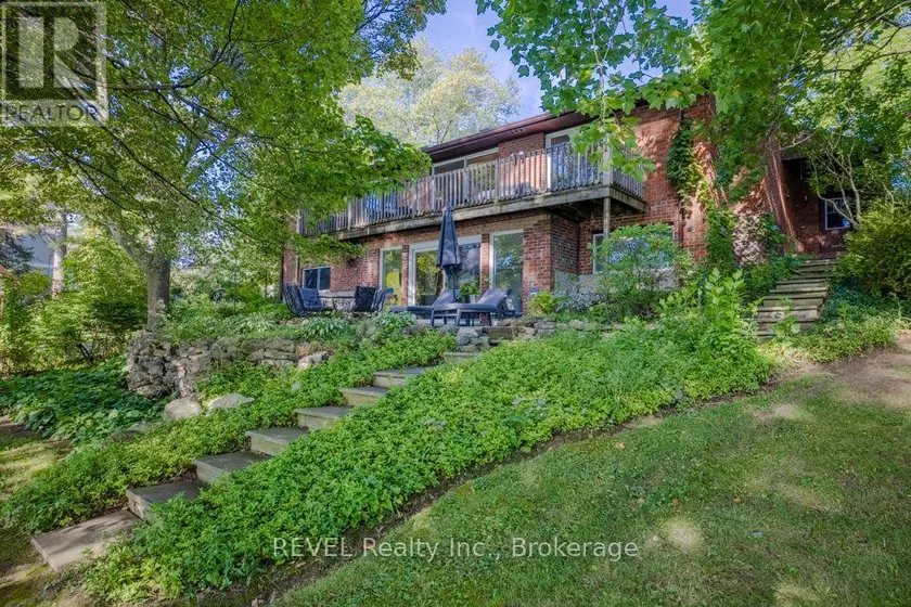 Detached at 254 PROSPECT POINT ROAD, Fort Erie