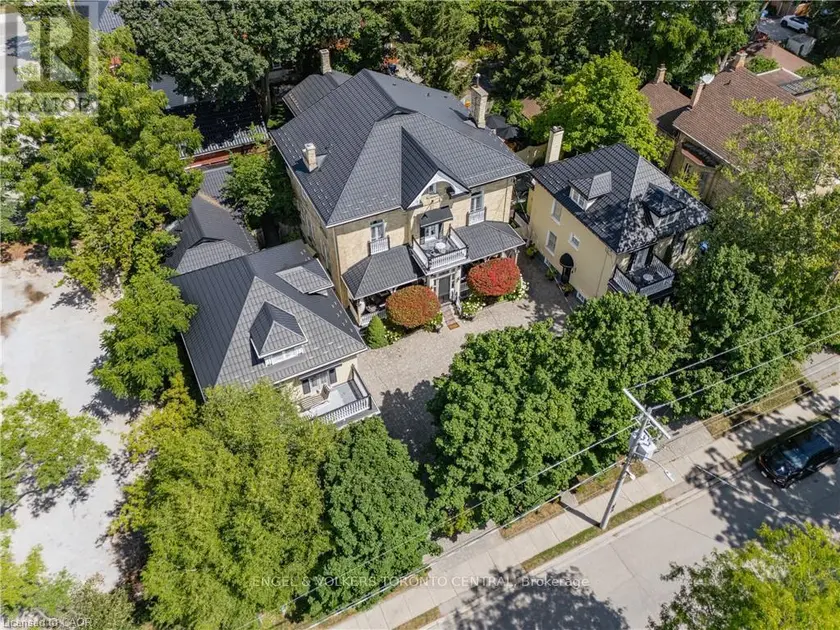 Detached at 100 BRUNSWICK STREET, Stratford