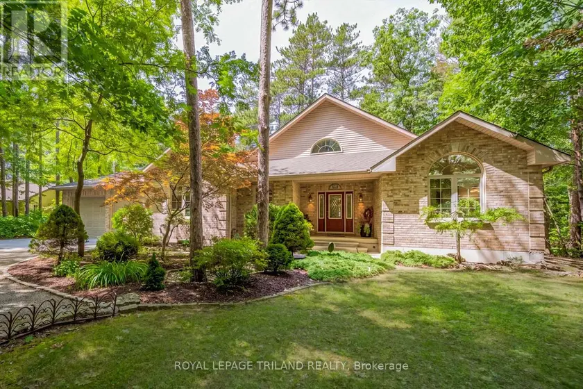 Detached at 9958 RIVERVIEW ROAD, Lambton Shores