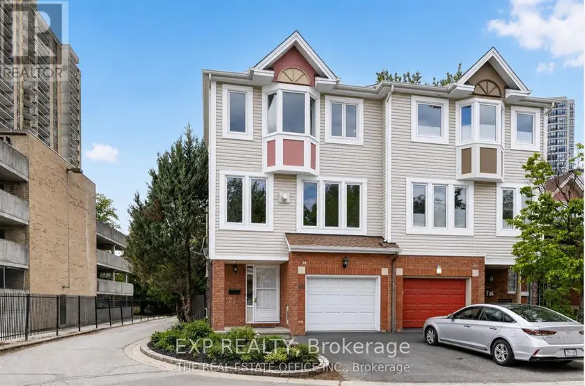 Multiplex at 106 CORSICA PRIVATE W, Ottawa